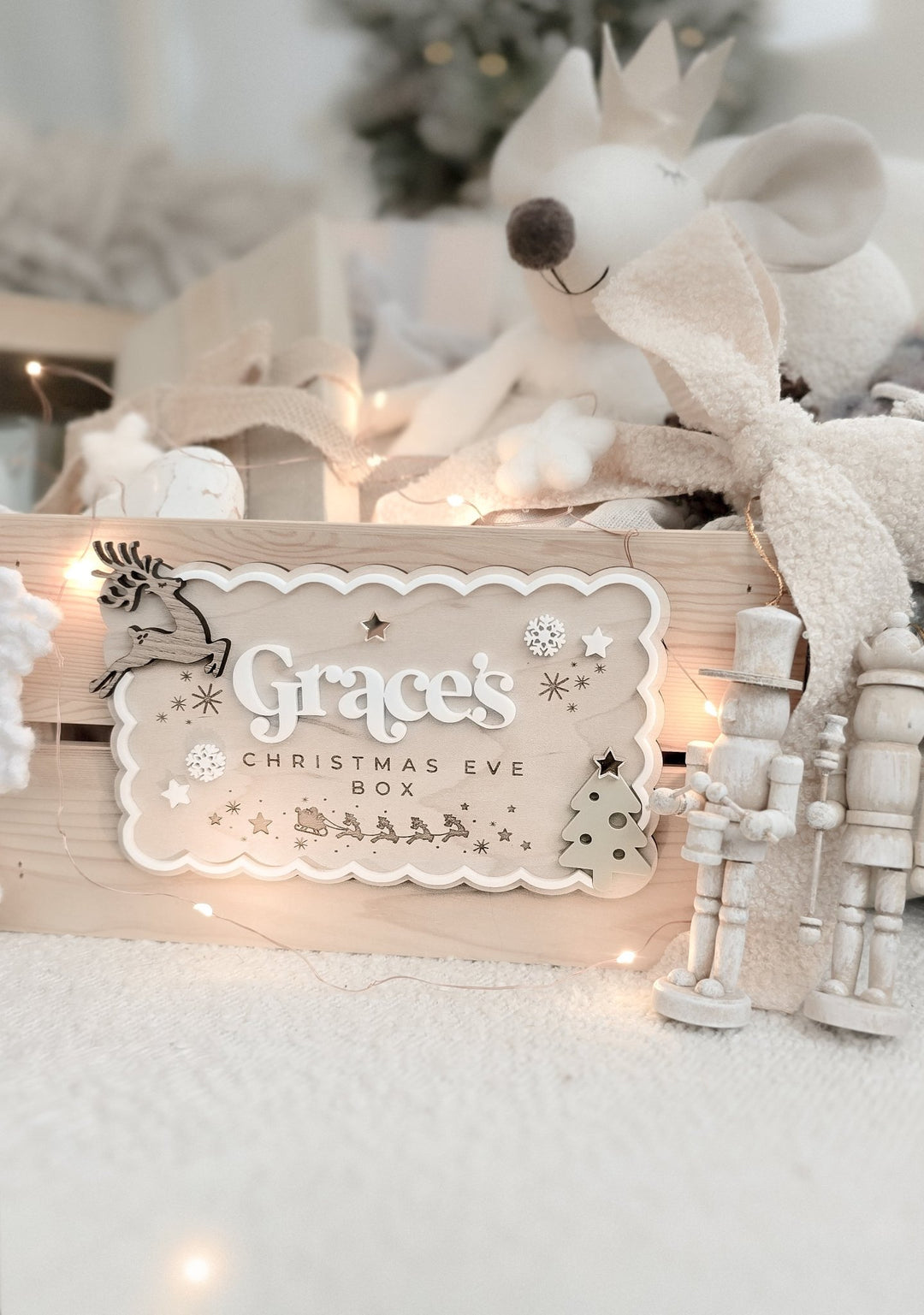 Christmas Crate or Plaque Sign - Scallop Luxury Version - TilleyTree