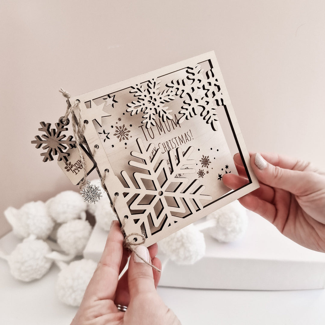 Christmas Snowflake Card - TilleyTree