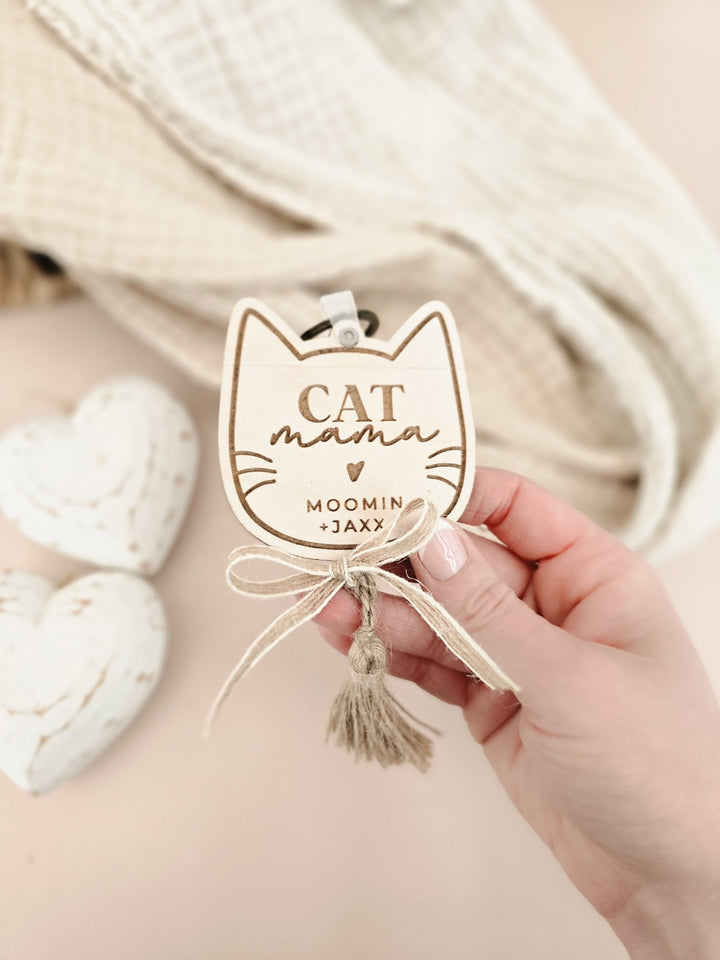 Personalised Cat Mum Keyring - TilleyTree