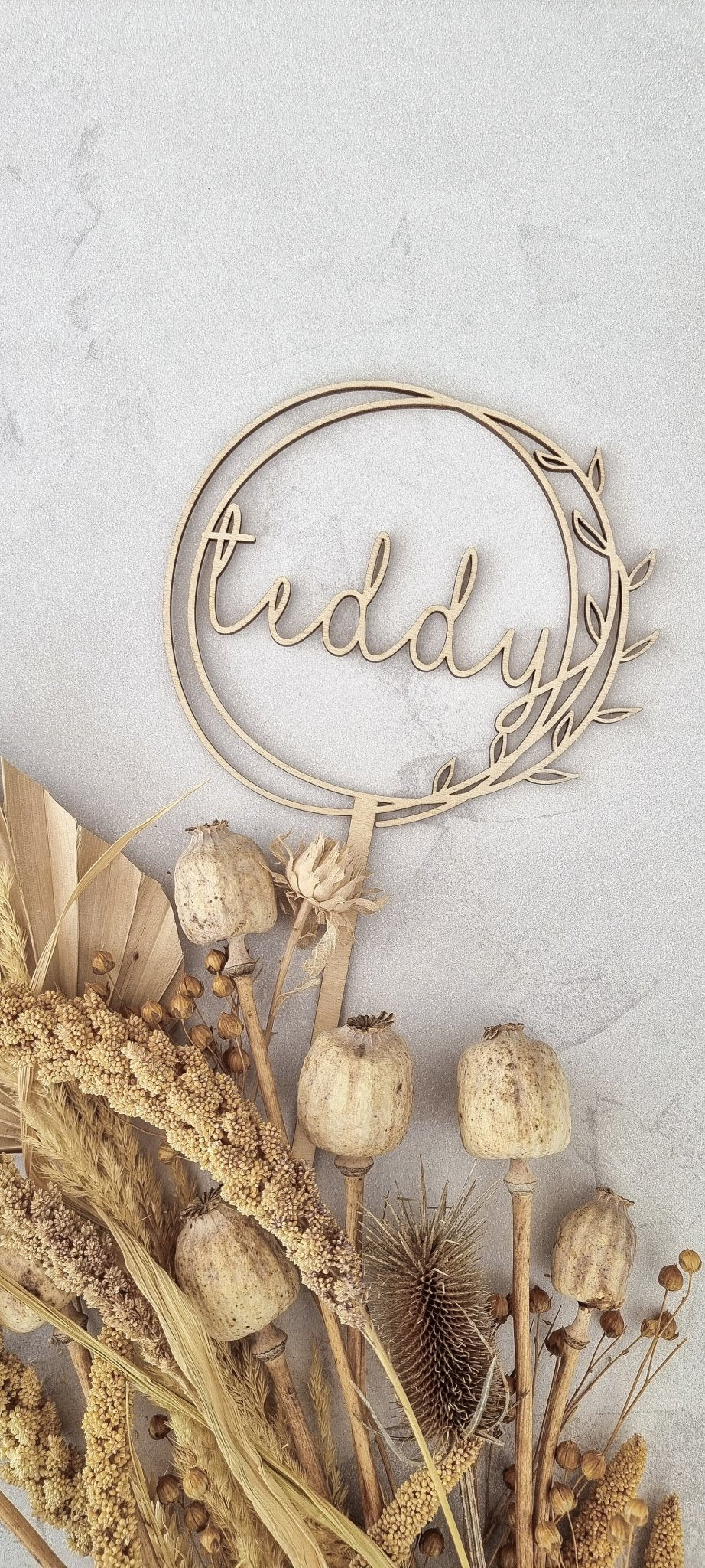 Delicate Wooden Wreath Cake Topper - TilleyTree