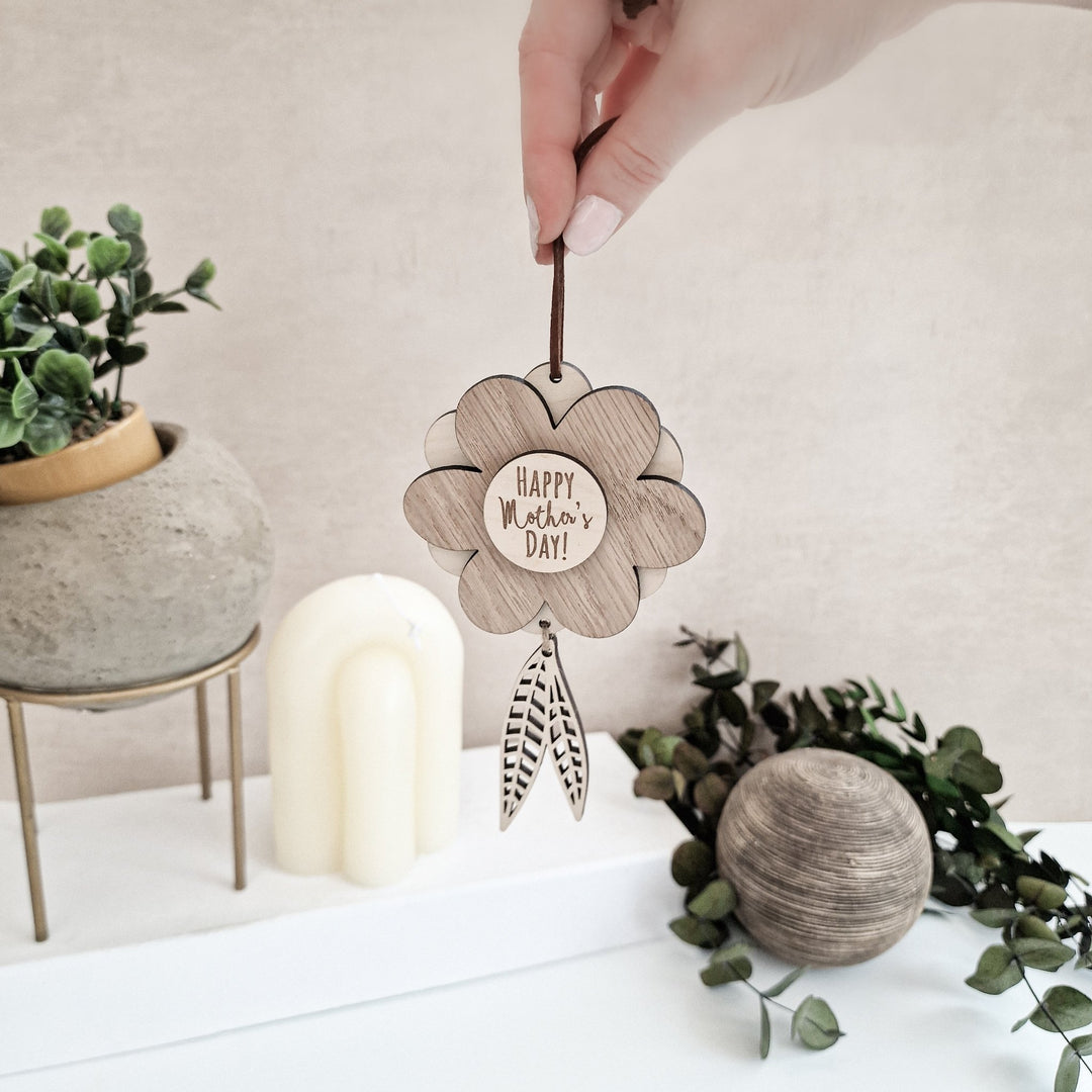 Funky Flower Hanging Ornament - TilleyTree