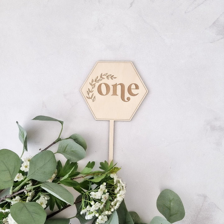 Hexagon Cake Topper - Any Name or Age - TilleyTree