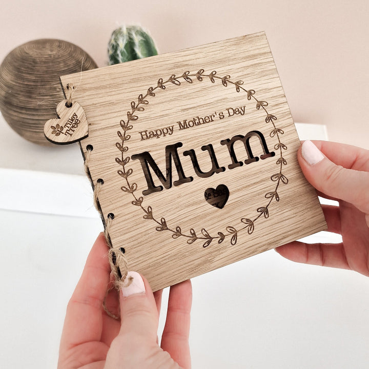 Personalised Wooden Wreath Name Card - TilleyTree