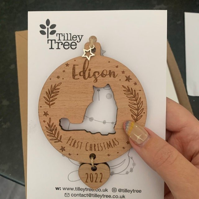 Santa Paws Personalised Cat Christmas Ornament - TilleyTree