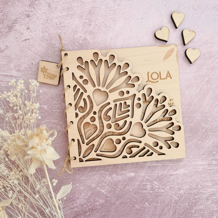 The 'Lola' Card - TilleyTree