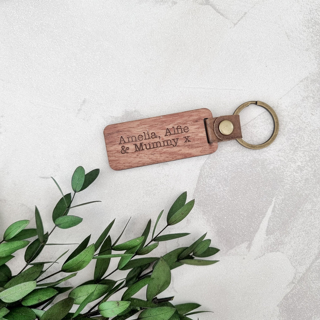 This Daddy belongs to... Personalised Keyring - TilleyTree